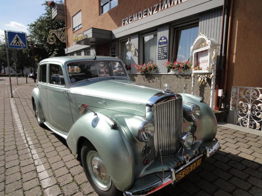 Gasthaus Hirsch Hotel Baden-Baden Ngoại thất bức ảnh