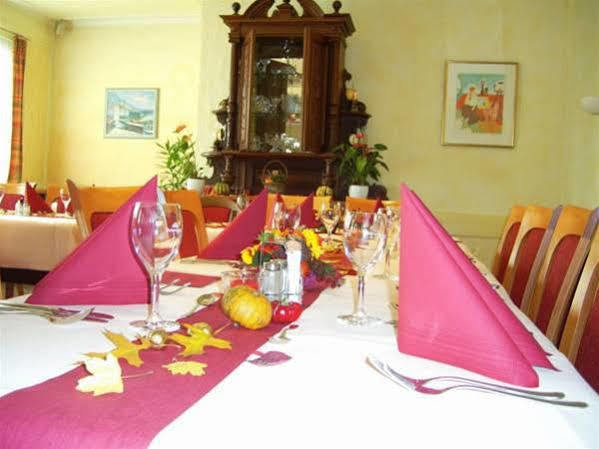 Gasthaus Hirsch Hotel Baden-Baden Ngoại thất bức ảnh